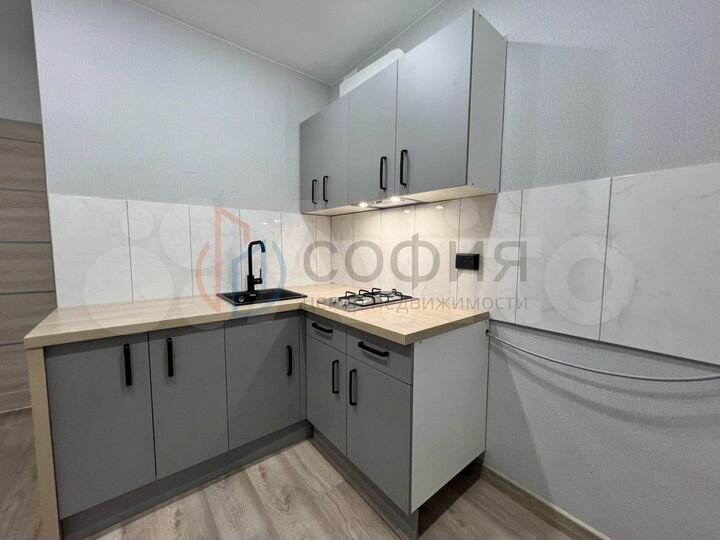 2-к. квартира, 40 м², 1/5 эт.