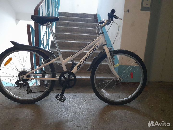 Велосипед спортивный, для 8-12 лет,обмен на скутер