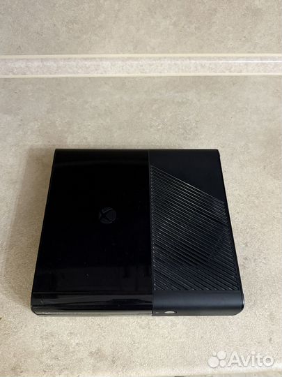 Xbox 360 E