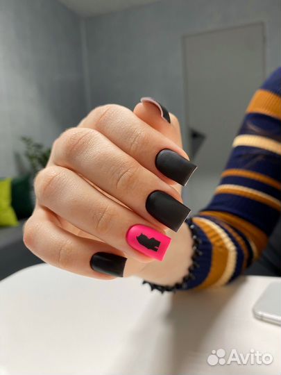 Маникюр, ноги, гель лак, наращивание ногтей