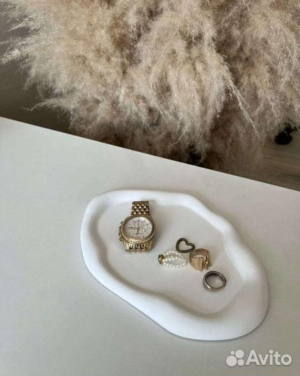 Интерьерные поднос из гипса