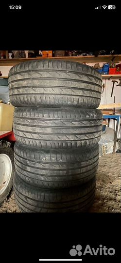 Maxxis Victra Sport SUV VS5 275/45 R21 110Y