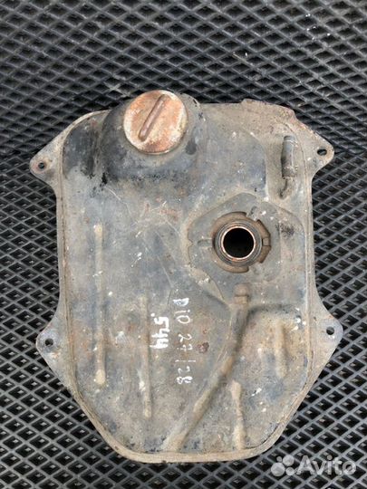 Бензобак на скутер Honda Dio 27 28