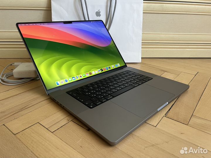 MacBook Pro 16 M1 Pro 16Gb 1Tb в идеале