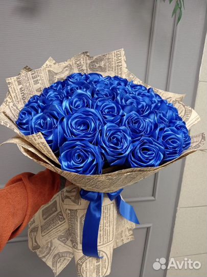 Букетик из атласных лент