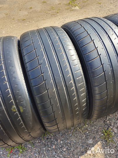 Triangle Sports TH201 245/45 R18