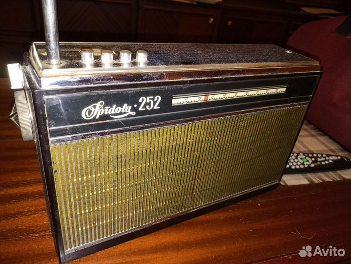 Радиоприемник Spidola 252