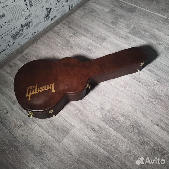 Кейс Gibson для гитары
