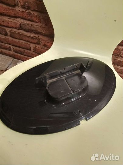 Подставка под телевизор