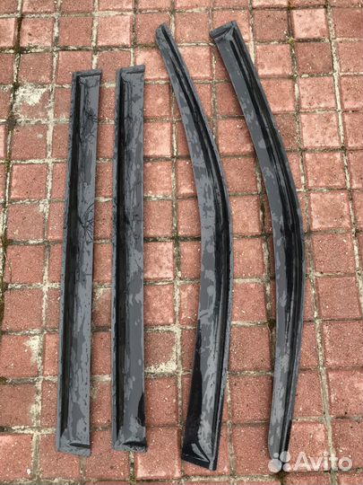 Комплект дефлекторов на Highlander III