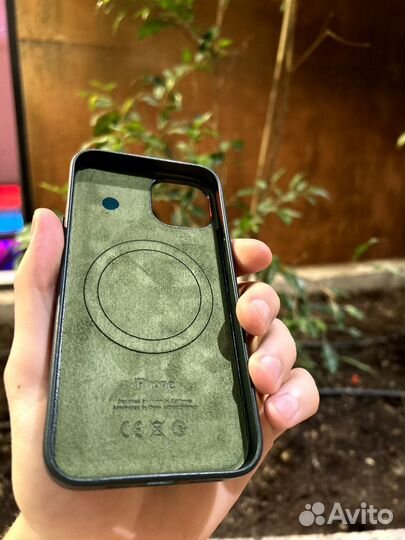 Кожаный чехол на iPhone 14 Magsafe