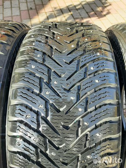 Nokian Tyres Hakkapeliitta 8 SUV 235/55 R17 103T