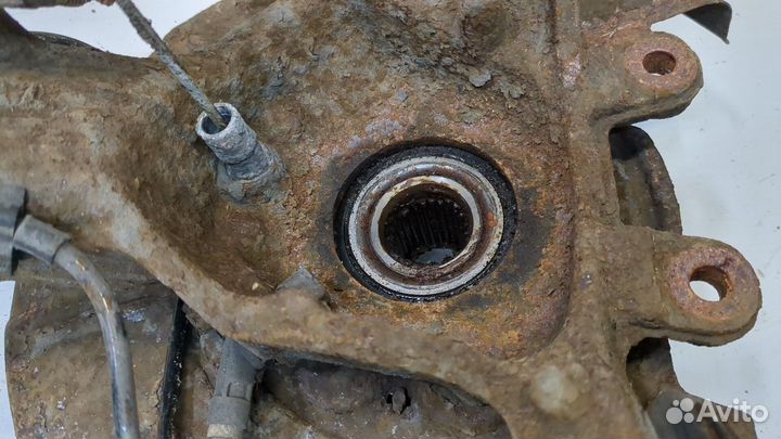 Ступица (кулак, цапфа) левая задняя BMW 3 E46