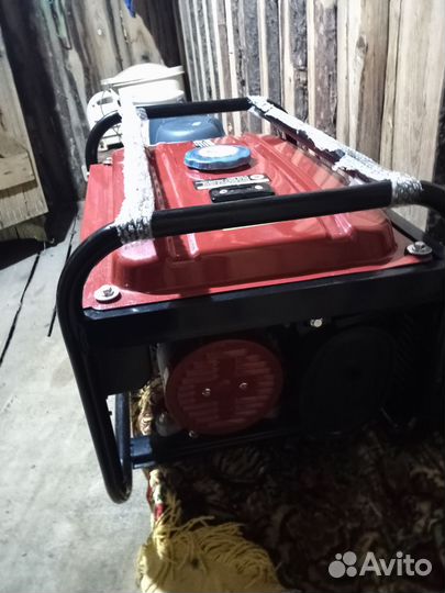 Генератор бензиновый