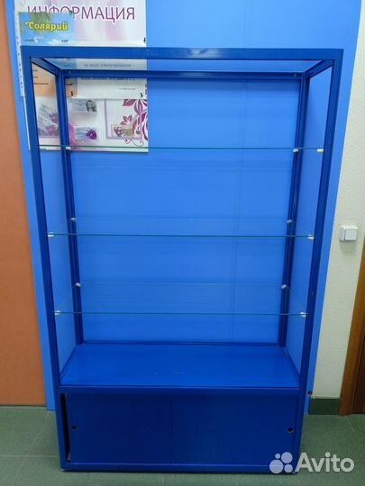 Стеллаж металлический со стеклянными полками