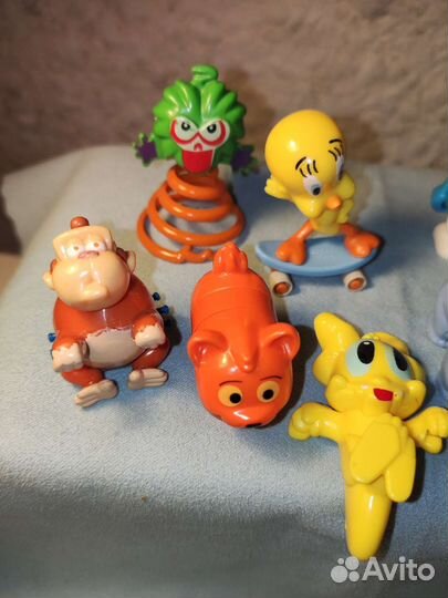 Игрушки из киндра сюрприза