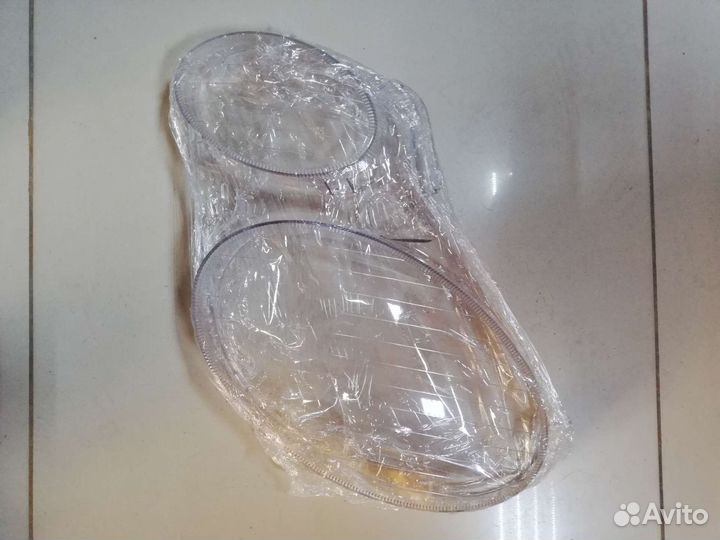 Стекло фары Mercedes-Benz w210/w211