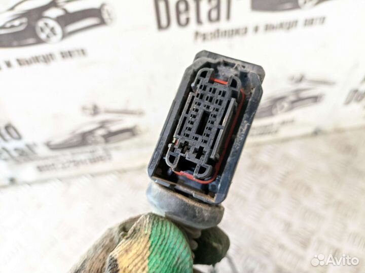 Коса двери задней правой Hyundai Solaris 2