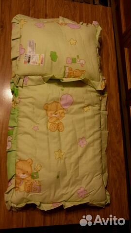 Комплект в коляску, матрасики в санки все новое