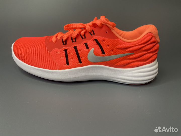 Кроссовки женские Nike Lunarstelos оригинал