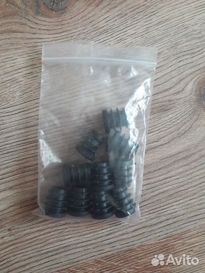 Заглушки для ножек