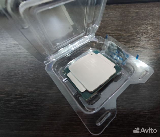 Intel Xeon E5-2640v3 8 ядер 16 потоков