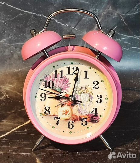 Будильник розовый