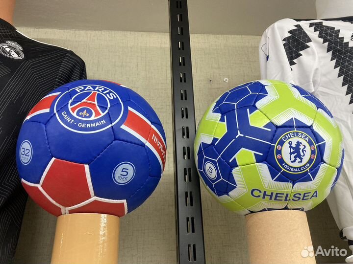 Футбольный мяч