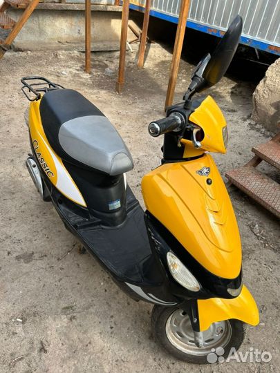 Продам скутер UMC Classic