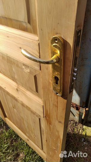 Дверь деревянная 80-2