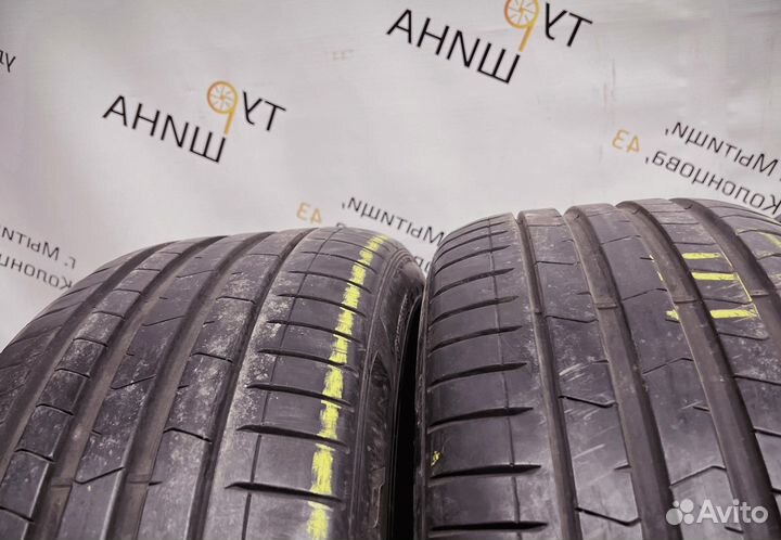 Pirelli P Zero PZ4 245/40 R20 94Y