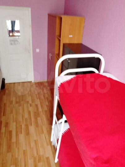 Комната 12 м², 1/4 эт.