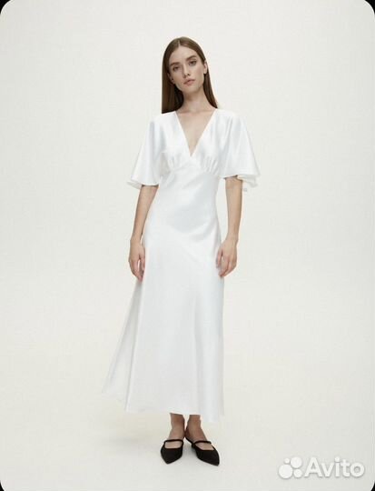 Атласное платье размер 56