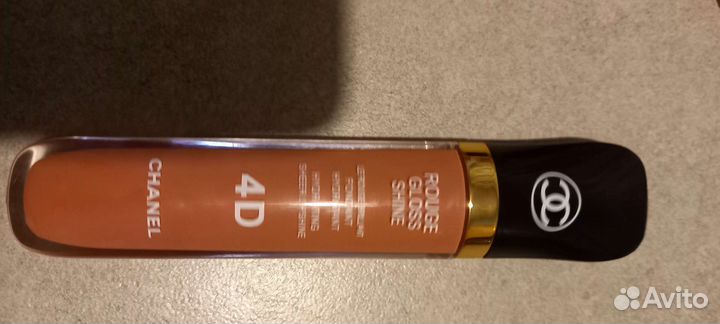 Блеск для губ Шанель