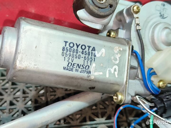 Moтoр заднeгo стеклоочиститeля Тоyоta Siеnna I