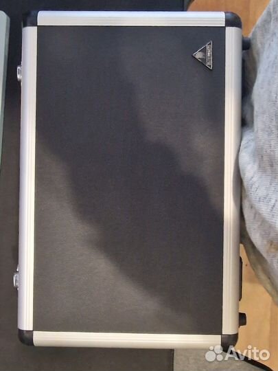 Студийный конденсаторный микрофон behringer B2-PRO