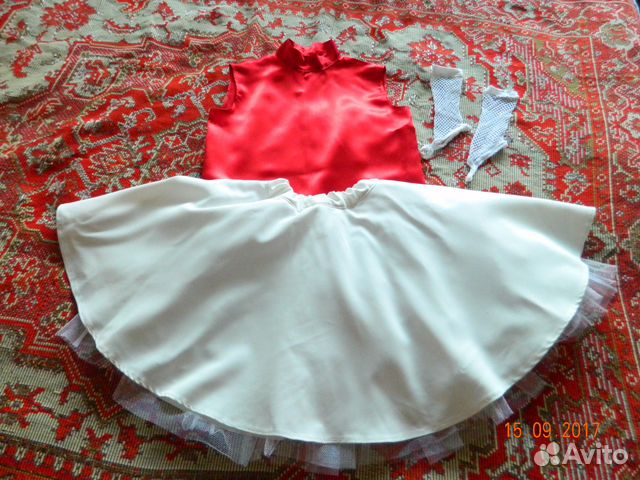 Продам праздничный костюм