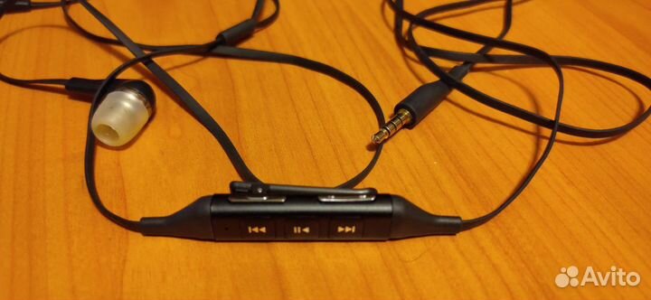 Наушники Nokia WH 701