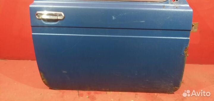 Нива дверь правая ваз 21214 с коррозией по низу