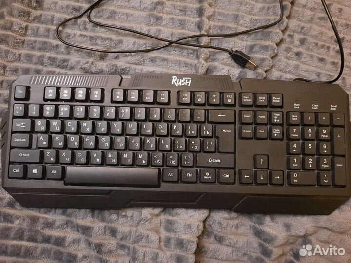 Игровая клавиатура с подсветкой