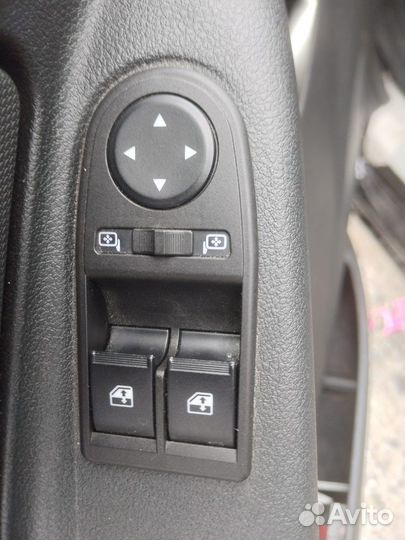 Блок управления стеклоподъемниками LADA гранта