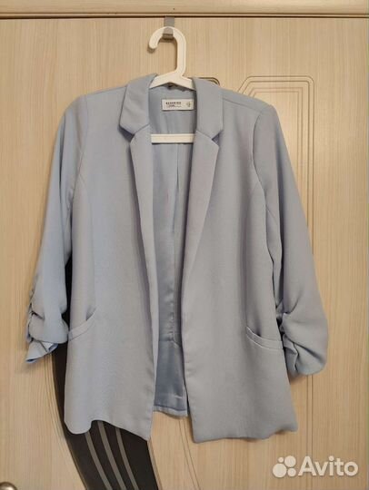 Пакет фирменной женской одежды 42 размер