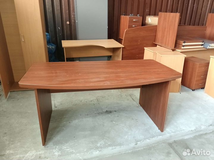 Офисная мебель