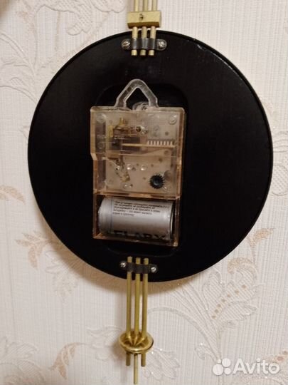 Часы настенные кварцевые СССР
