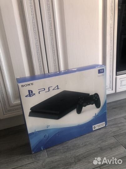 Sony PS4 slim 1tb