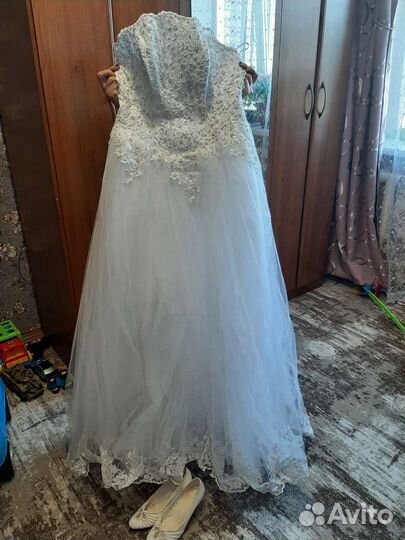 Свадебное платье