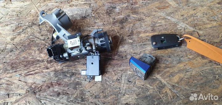 Замок зажигания Opel Mokka 2012-2019