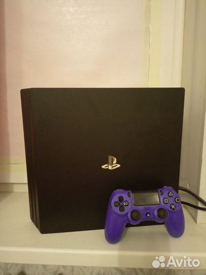 Sony PS4 pro 1tb