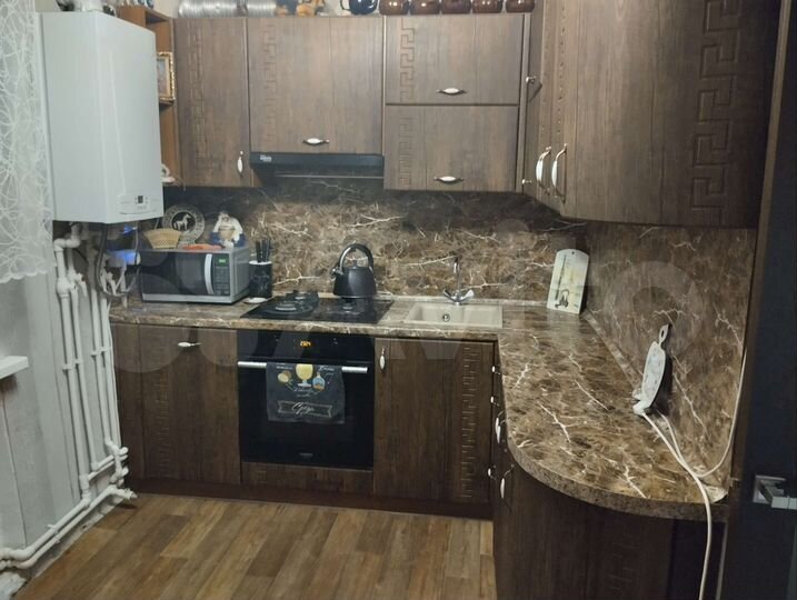 2-к. квартира, 50 м², 1/2 эт.