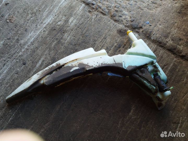 Бачок омывателя Ford Focus DNW 1999 XS4117618BF